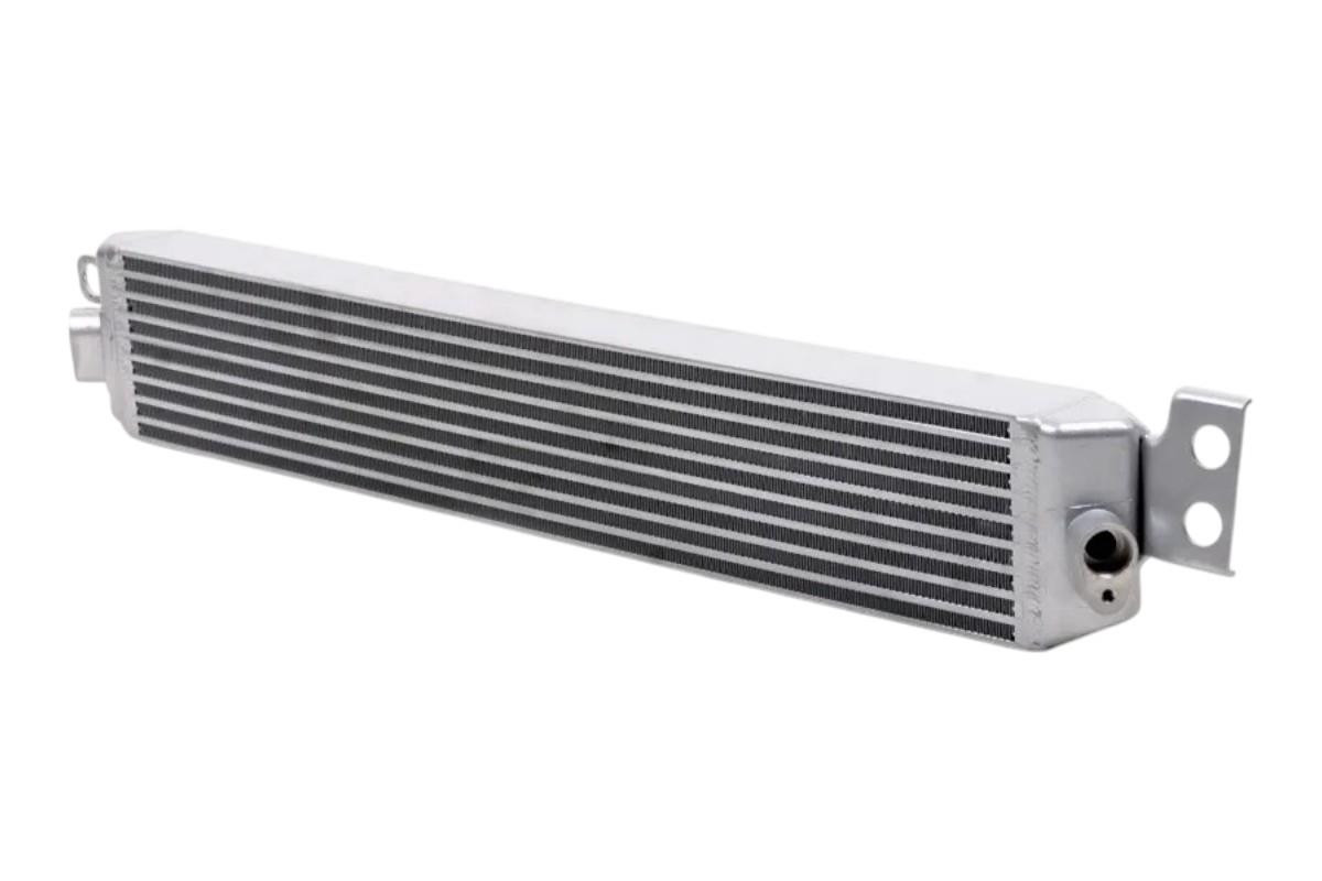 BMW E9X M3 CSF Race-Spec Oil Cooler Upgrade BMW E9X M3 CSF Race-Spec Oil Cooler Upgrade