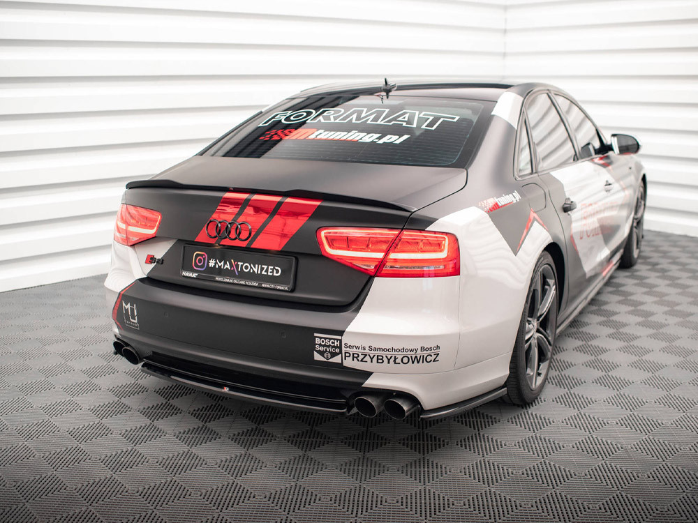 Maxton Central Rear Splitter Audi S8 D4