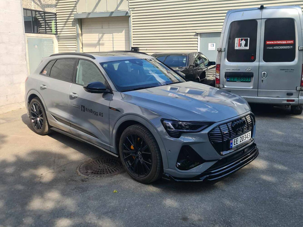 Maxton Side Skirts Diffusers Audi e-Tron S-Line