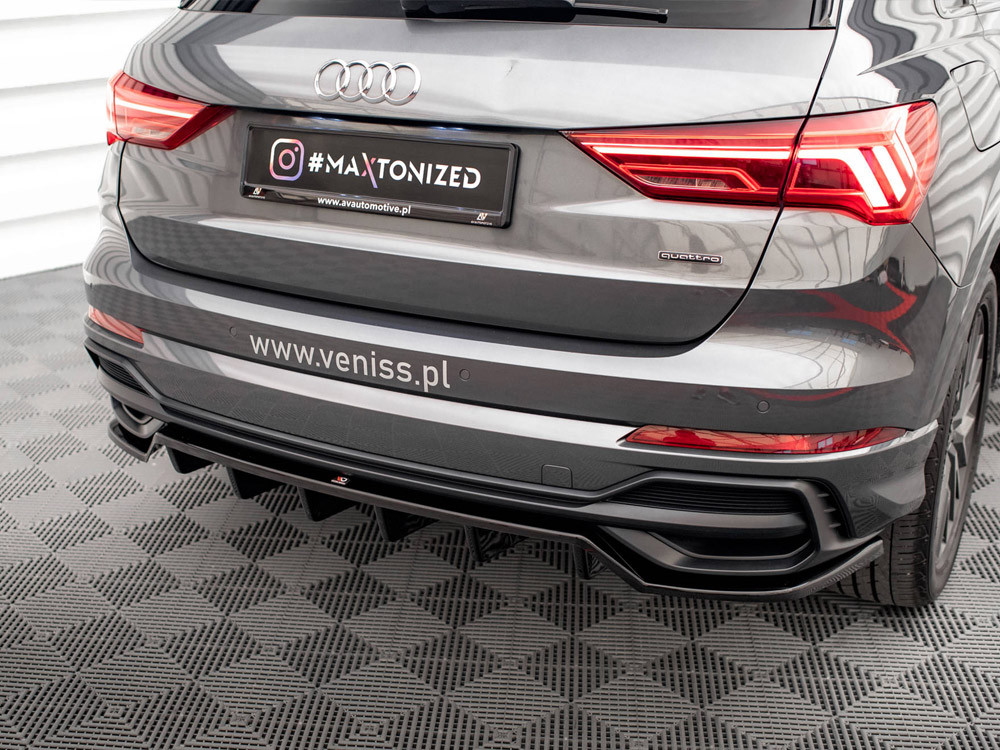 Maxton Central Rear Splitter (Vertical Bars) Audi Q3 S-Line F3