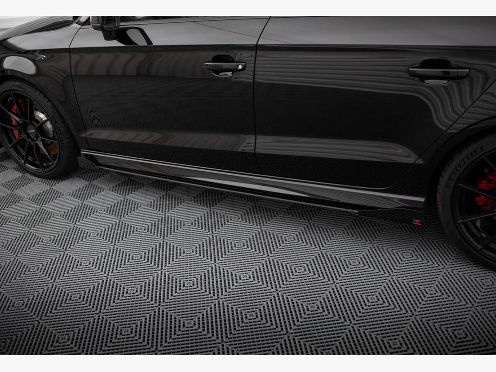 Maxton Street PRO Side Skirts Diffusers V.1 + Flaps Audi RS3 Sedan 8V Facelift