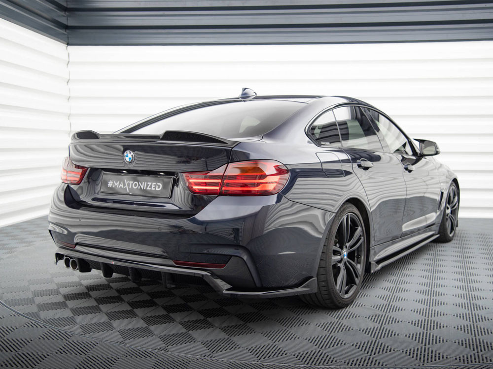 Maxton Central Rear Splitter (Vertical Bars) BMW 4 Coupe / Gran Coupe / Cabrio M-Pack F32 / F36 / F33