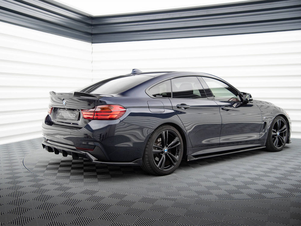 Maxton Central Rear Splitter (Vertical Bars) BMW 4 Coupe / Gran Coupe / Cabrio M-Pack F32 / F36 / F33