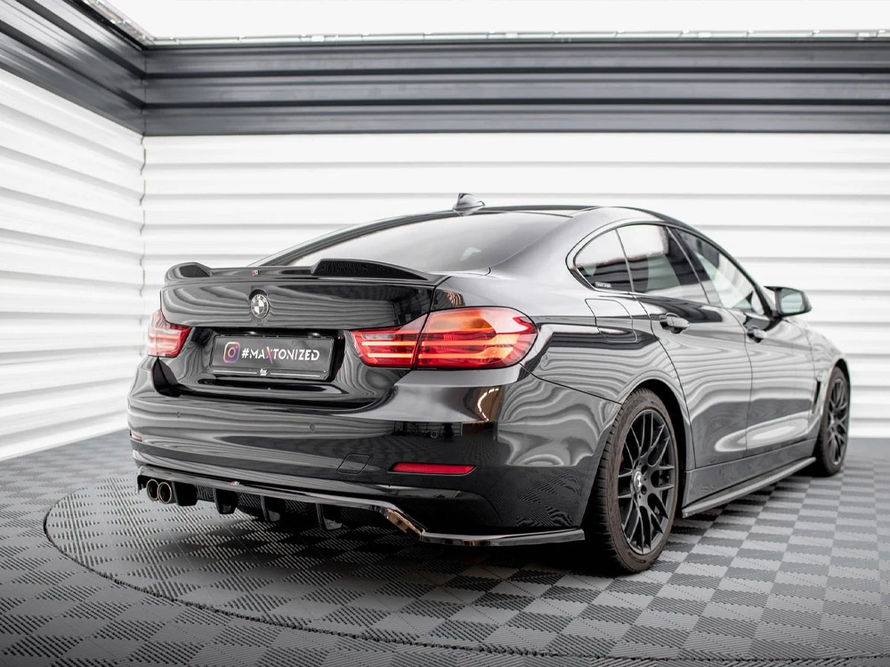Maxton Central Rear Splitter (Vertical Bars) BMW 4 Gran Coupe F36