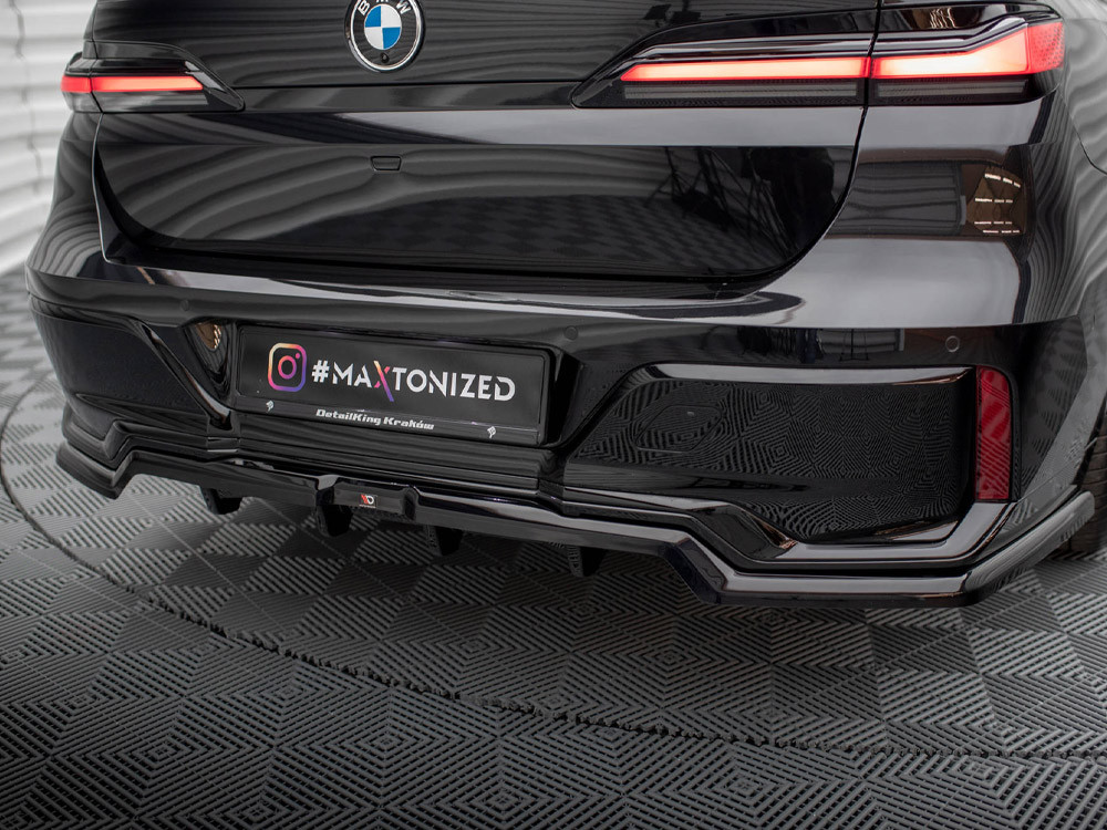 Maxton Central Rear Splitter (Vertical Bars) BMW 7 M-Pack G70 Maxton Central Rear Splitter (Vertical Bars) BMW 7 M-Pack G70