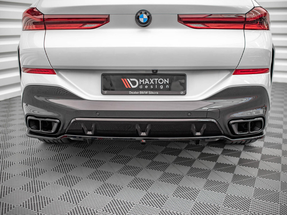 Maxton Central Rear Splitter (Vertical Bars) V.1 BMW X6 M-Pack G06