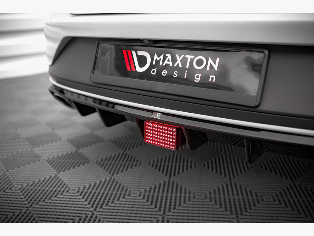 Maxton LED STOP Light Seat Leon Cupra Sportstourer Mk3 Maxton LED STOP Light Seat Leon Cupra Sportstourer Mk3