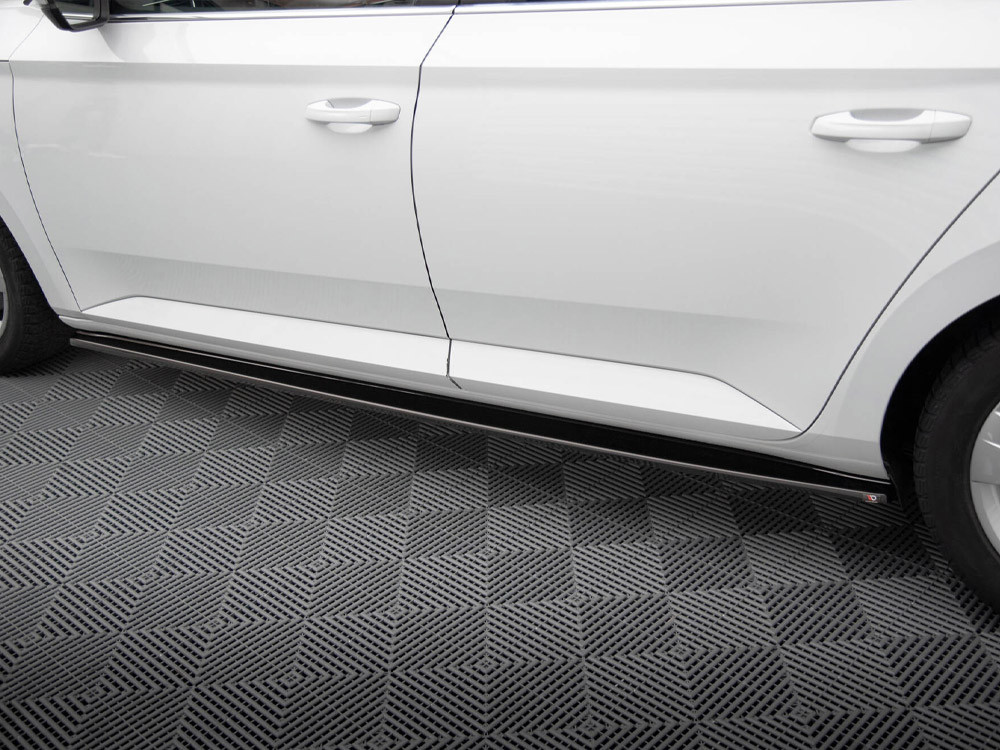Maxton Side Skirts Diffusers Skoda Superb Mk3