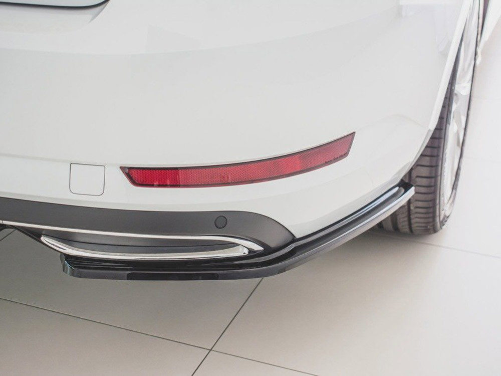 Maxton Rear Side Splitters Skoda Superb Mk3 FL Hatchback / Estate (2019-) Maxton Rear Side Splitters Skoda Superb Mk3 FL Hatchback / Estate (2019-)