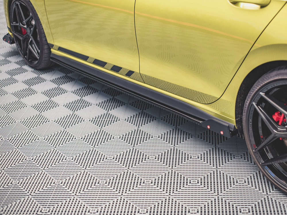 Maxton Side Skirts Diffusers V.2 + Flaps Volkswagen Golf GTI / GTE / GTI Clubsport / GTD / R-Line Mk8 Maxton Side Skirts Diffusers V.2 + Flaps Volkswagen Golf GTI / GTE / GTI Clubsport / GTD / R-Line Mk8