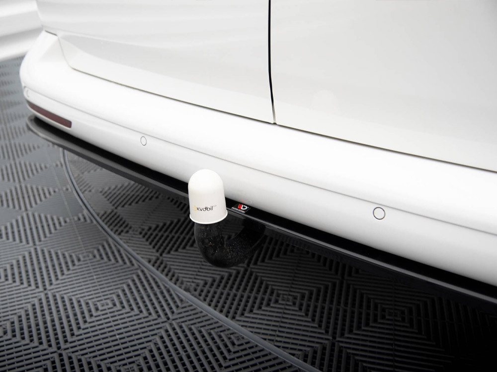 Maxton Central Rear Splitter Volkswagen T6 Long Facelift