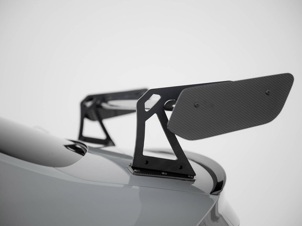 Maxton Carbon Spoiler With Upper Swan Mounting + LED Audi A5 / A5 S-Line / S5 / RS5 Coupe F5 / F5 Facelift