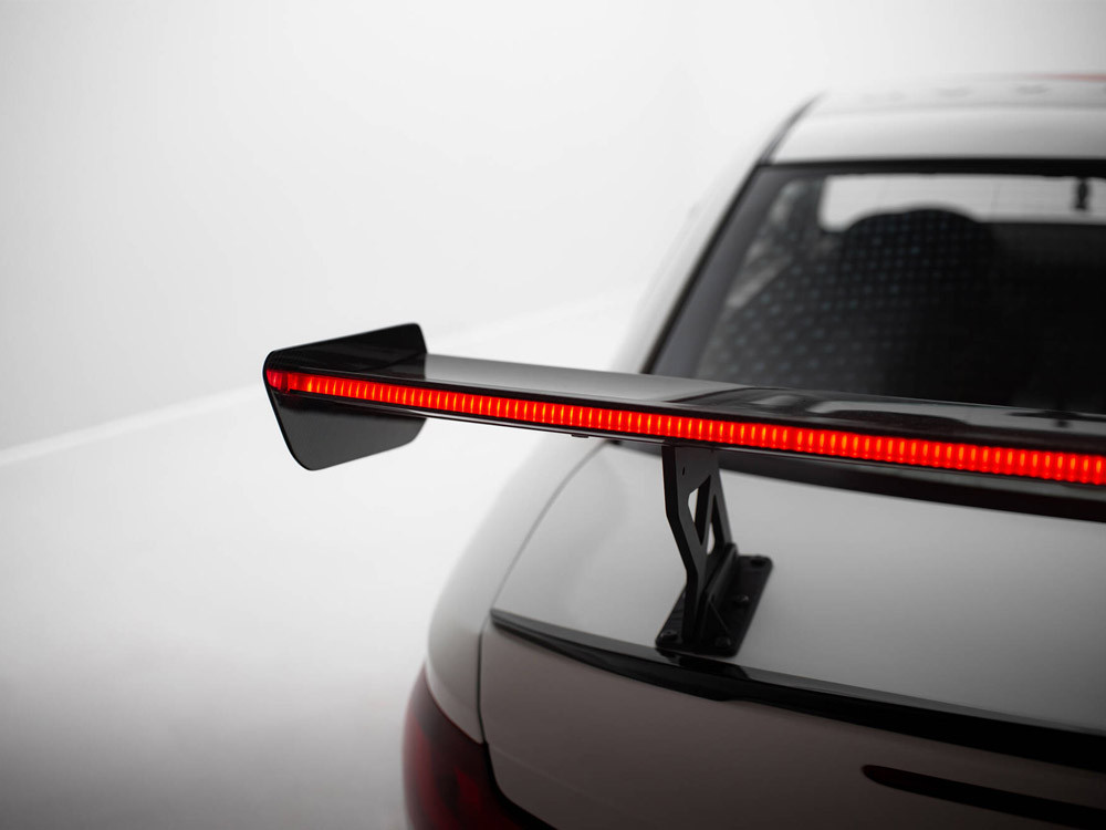 Maxton Carbon Spoiler With Internal Brackets Uprights V.1 + LED BMW 1 M E82 Maxton Carbon Spoiler With Internal Brackets Uprights V.1 + LED BMW 1 M E82