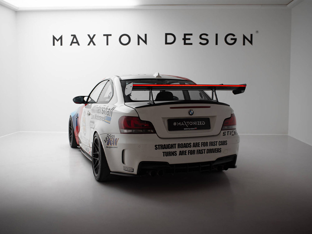 Maxton Carbon Spoiler With Upper Swan Mounting + LED BMW 1 M E82 Maxton Carbon Spoiler With Upper Swan Mounting + LED BMW 1 M E82