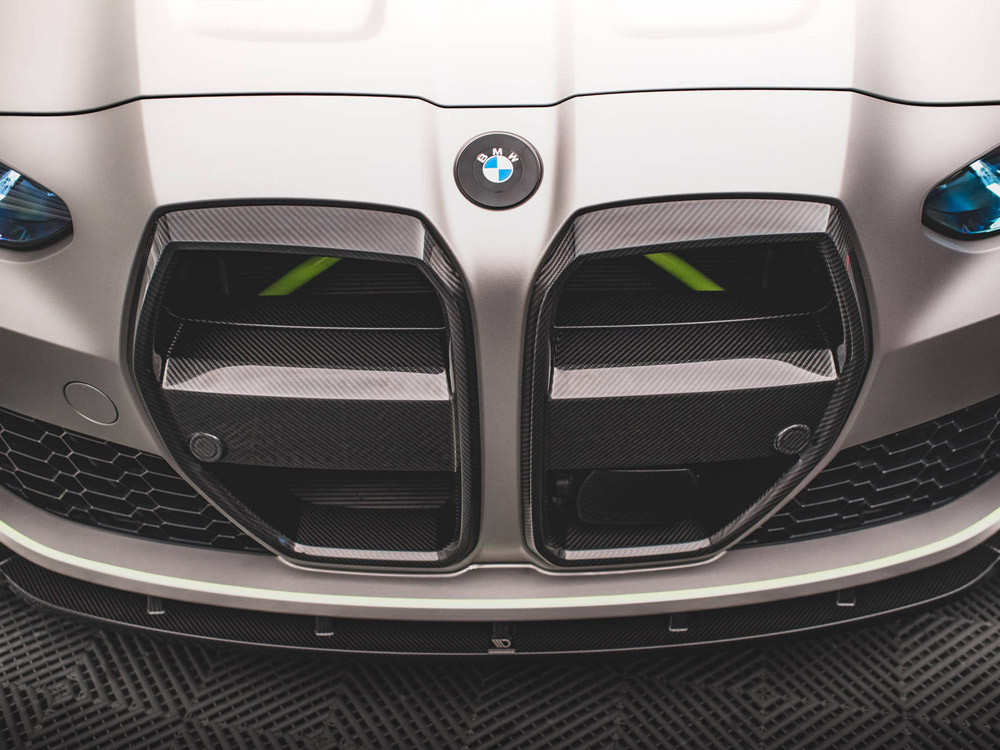 Maxton Carbon Fiber Front Grill + License Plate Holder Base BMW M3 G80 / G81 - WITH ACC Maxton Carbon Fiber Front Grill + License Plate Holder Base BMW M3 G80 / G81 - WITH ACC
