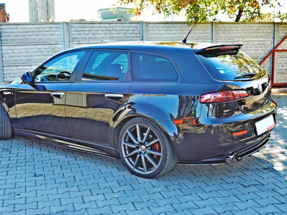 Maxton Spoiler CAP Alfa Romeo 159 Sportwagon - Gloss Black Maxton Spoiler CAP Alfa Romeo 159 Sportwagon - Gloss Black