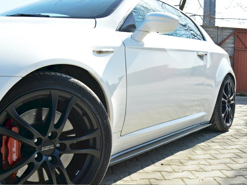 Maxton Side Skirts Diffusers Alfa Romeo Brera (2005-2010)