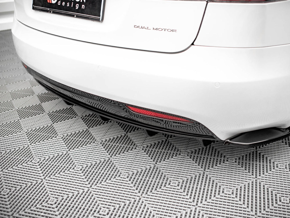 Maxton Rear Valance Tesla Model S Facelift Maxton Rear Valance Tesla Model S Facelift