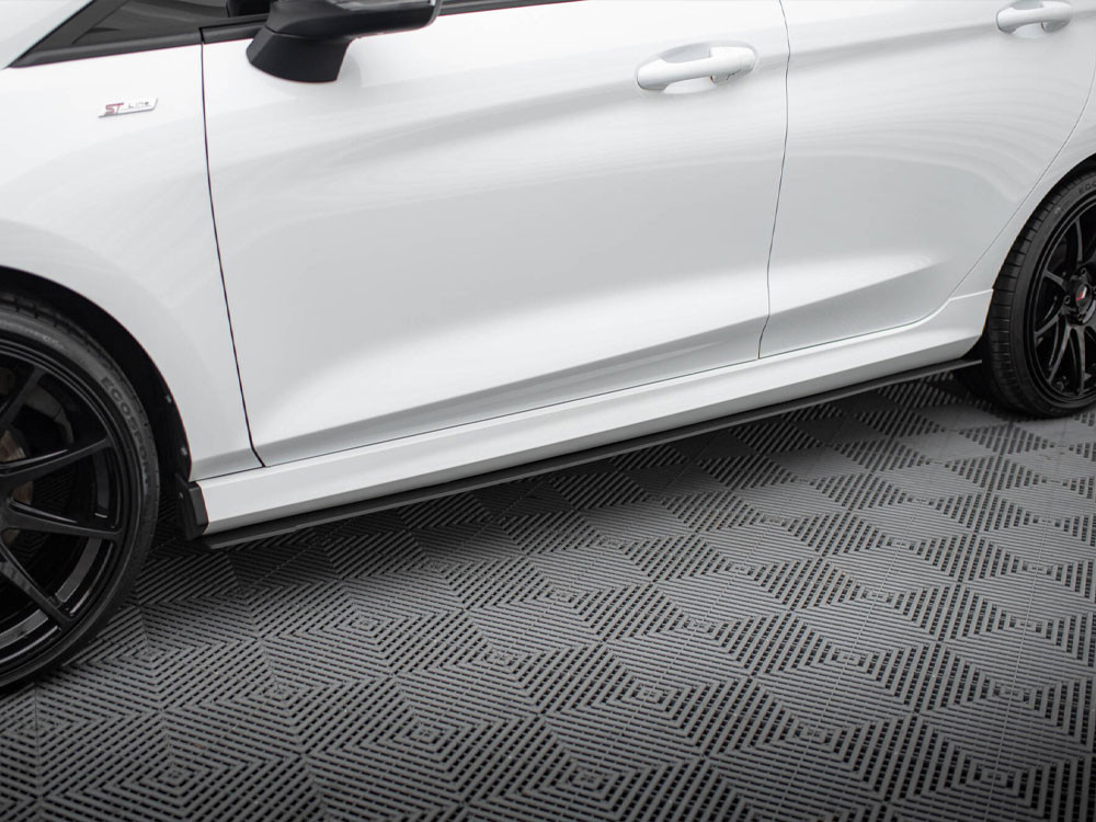 Maxton Racing Side Skirts Diffusers V.2 Ford Fiesta Mk8 ST / ST-Line - Gloss Black Maxton Racing Side Skirts Diffusers V.2 Ford Fiesta Mk8 ST / ST-Line - Gloss Black