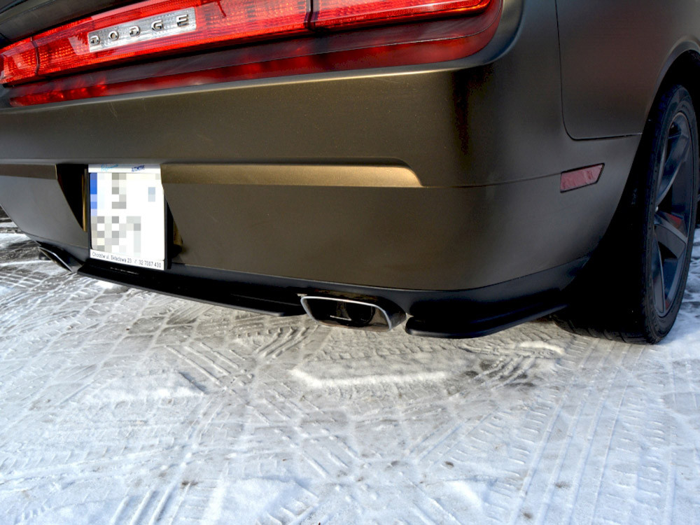Maxton Central Rear Splitter Dodge Challenger Mk3 PHASE-1 SRT8 Coupe