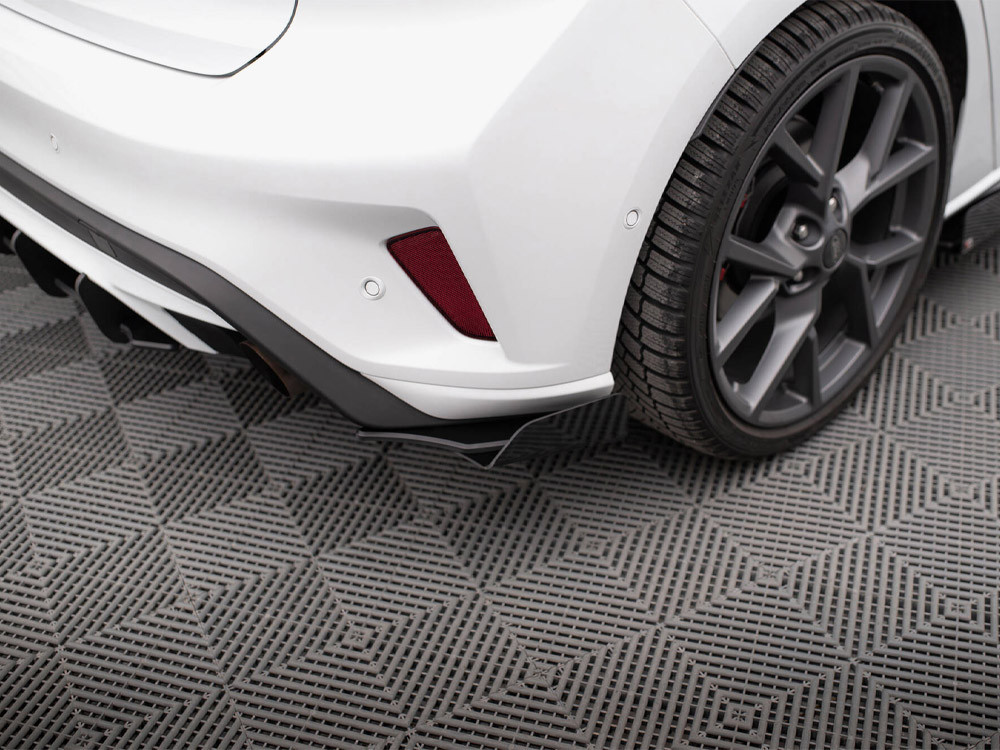 Maxton Street PRO Rear Side Splitters + Flaps Ford Focus ST Mk4 Maxton Street PRO Rear Side Splitters + Flaps Ford Focus ST Mk4