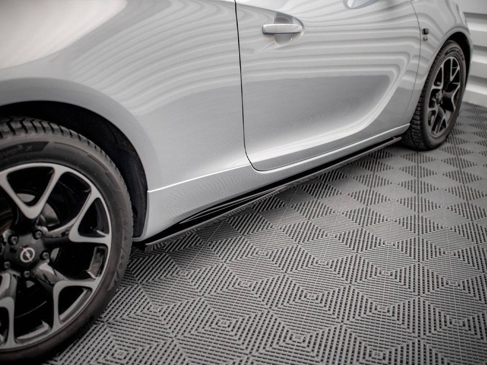 Maxton Side Skirts Diffusers Opel Astra GTC Opc-line J (2011-2018)