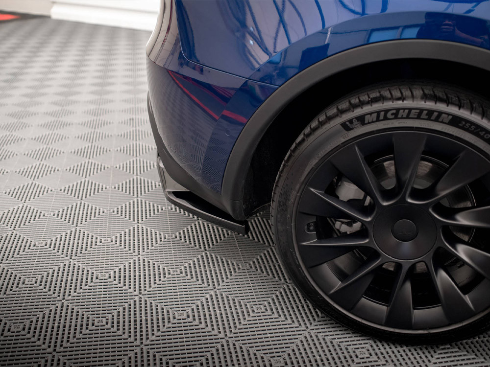Maxton Rear Splitter (Vertical Bars) Tesla Model Y