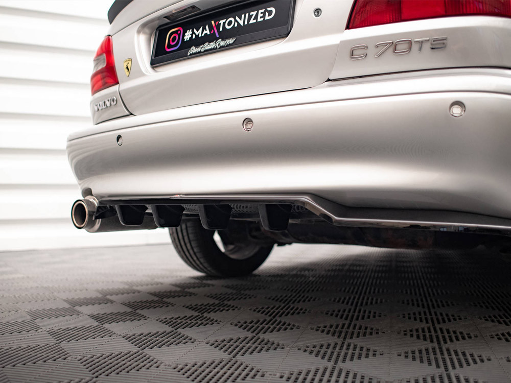 Maxton Central Rear Splitter (Vertical Bars) Volvo C70 Mk1