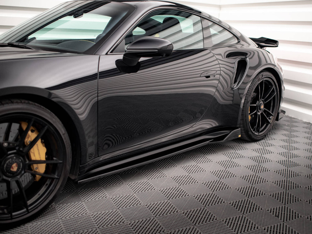 Maxton Side Skirts Diffusers Porsche 911 Turbo S 992 Maxton Side Skirts Diffusers Porsche 911 Turbo S 992