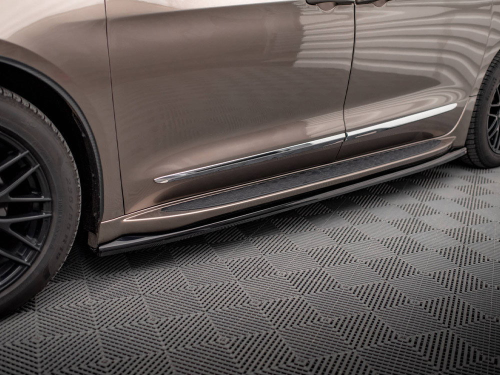 Maxton Side Skirts Diffusers V.1 Chrysler Pacifica Mk2