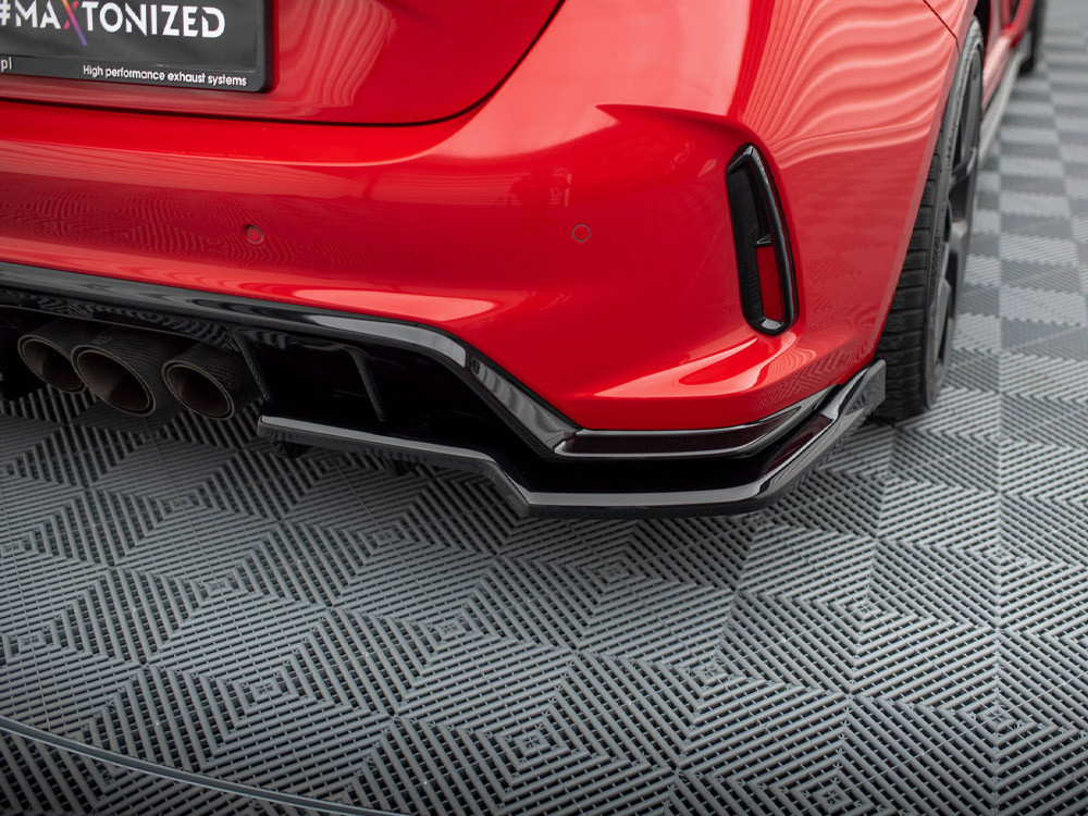 Maxton Central Rear Splitter (Vertical Bars) V.2 Honda Civic Type-R Mk 11
