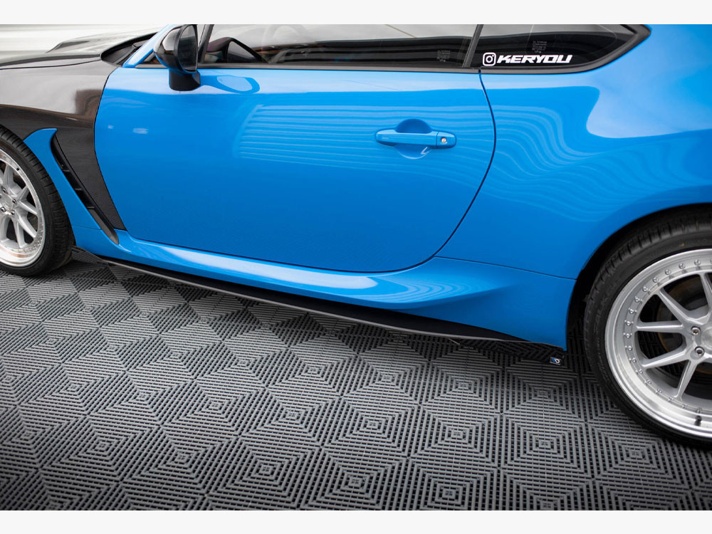 Maxton Street PRO Side Skirts Diffusers V.1 + Flaps Toyota GR86 Mk1