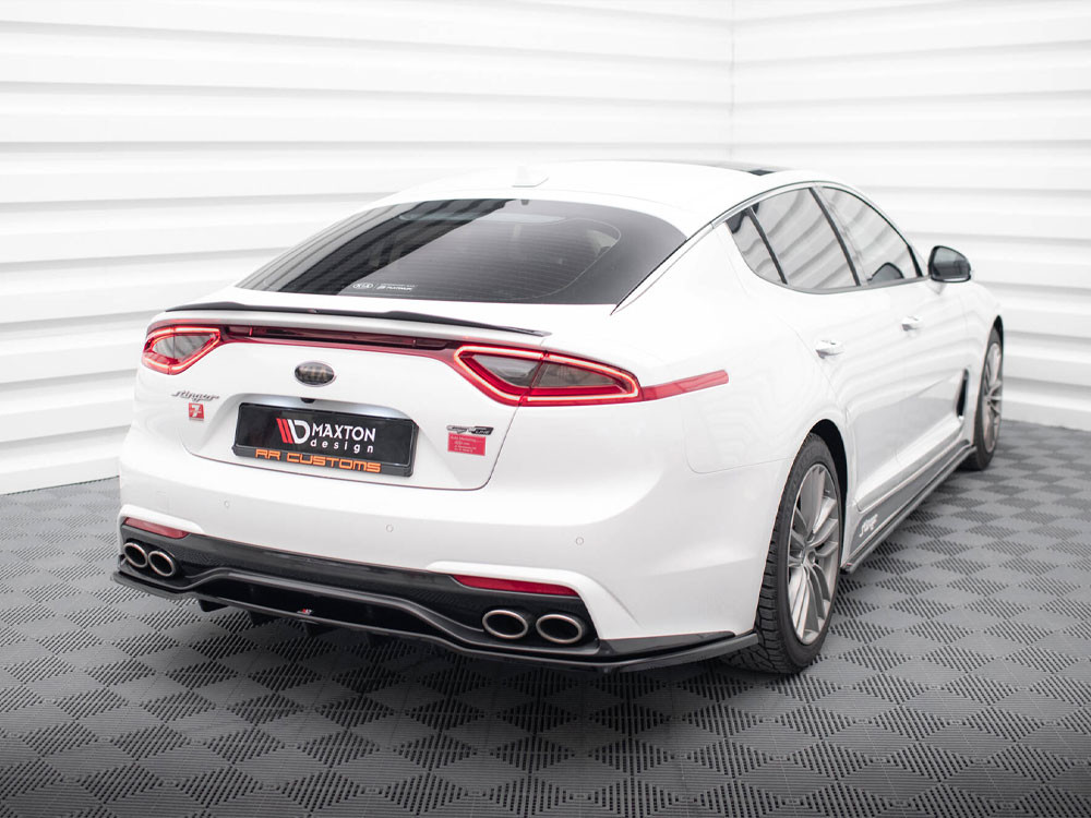 Maxton Central Rear Splitter (Vertical Bars) Kia Stinger Mk1