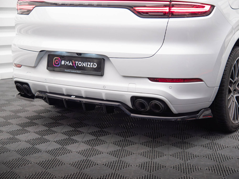 Maxton Rear Splitter (Vertical Bars) Porsche Cayenne Coupe / SUV Mk3