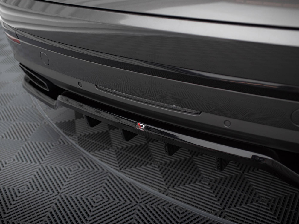 Maxton Central Rear Splitter (Vertical Bars) Bentley Bentayga Mk1