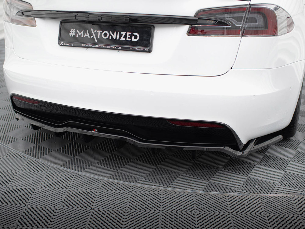Maxton Rear Splitter (Vertical Bars) V.2 Tesla Model S Plaid Mk1 Facelift