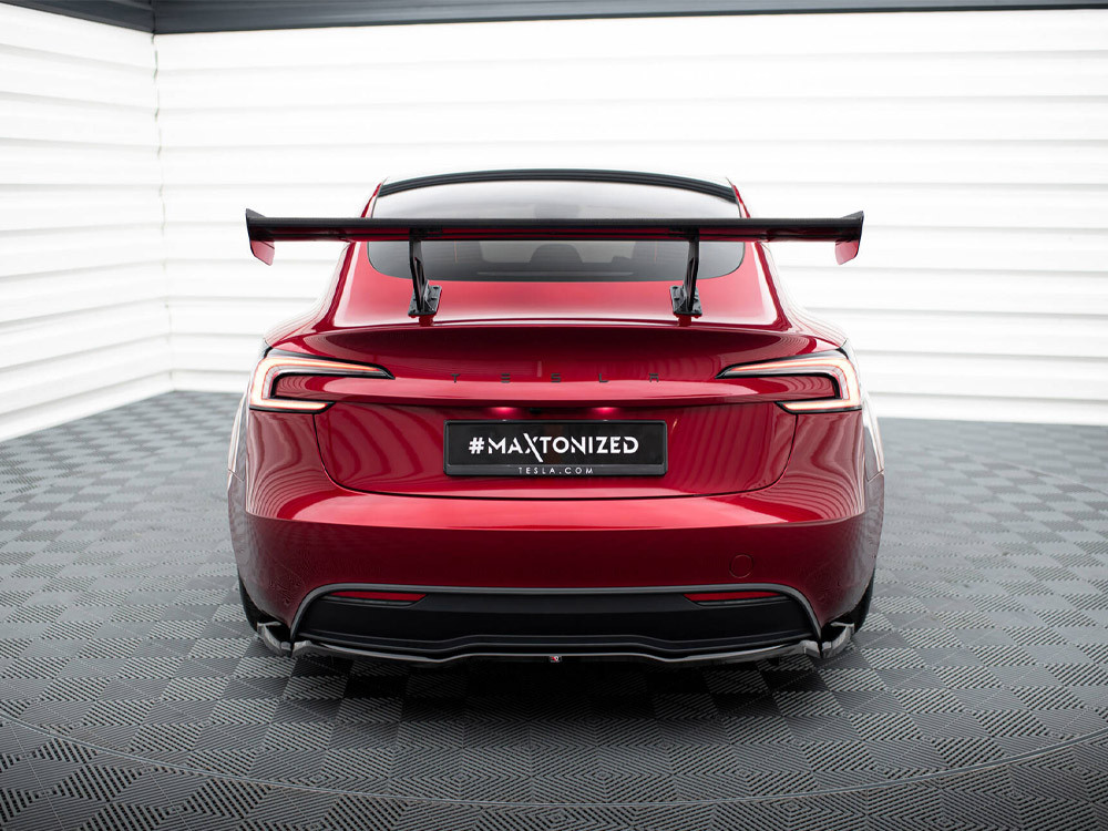 Maxton Carbon Spoiler Tesla Model 3 Maxton Carbon Spoiler Tesla Model 3