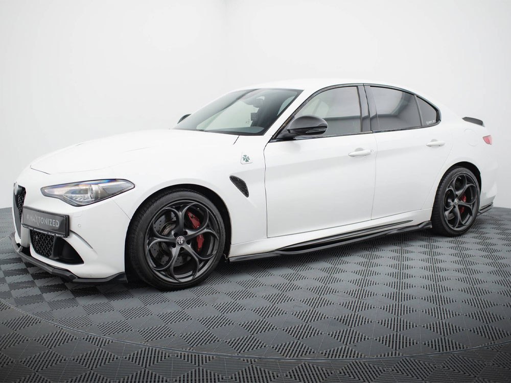 Maxton Side Skirts Diffusers Alfa Romeo Giulia Quadrifoglio