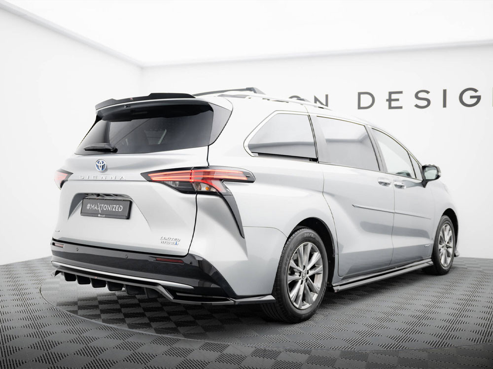 Maxton Rear Splitter (Vertical Bars) Toyota Sienna Mk4