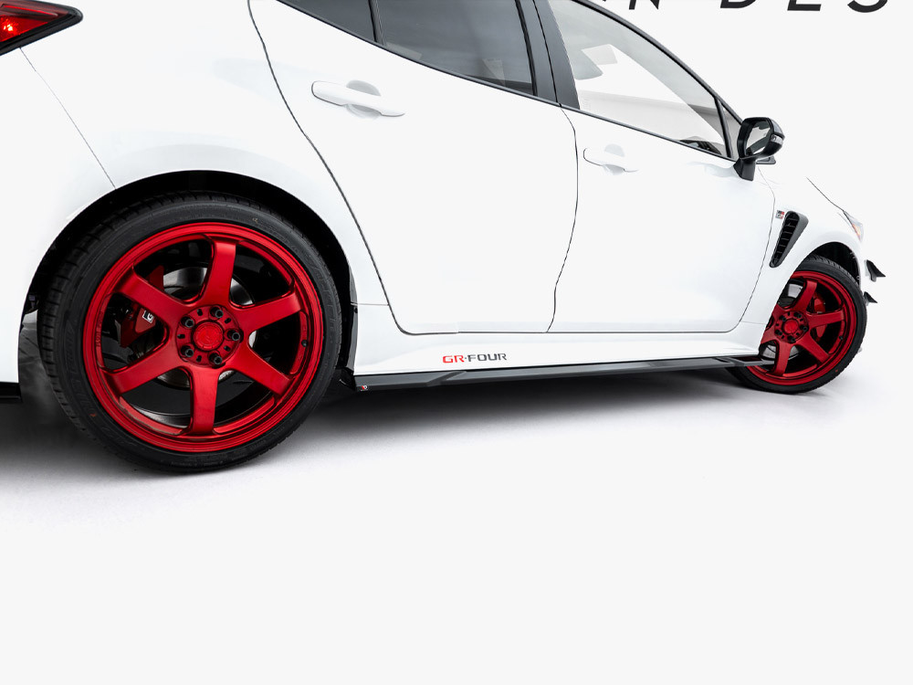 Maxton Side Skirts Diffusers V.1 Toyota GR Corolla Mk12