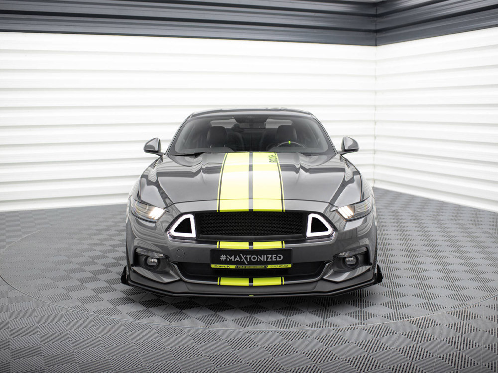 Maxton Street PRO Front Splitter + Flaps Ford Mustang GT Mk6 - Black-Red + Gloss Flaps