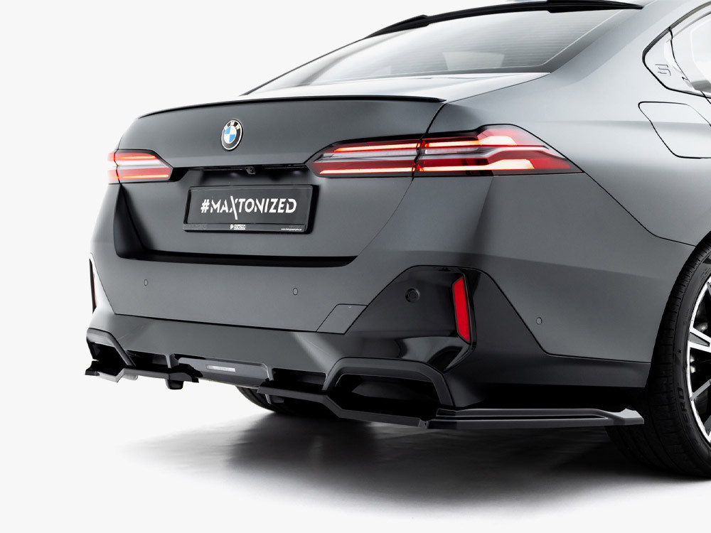 Maxton Rear Splitter (Vertical Bars) V.1 BMW 5 / i5 M-Pack Sedan / Touring G60 / G61