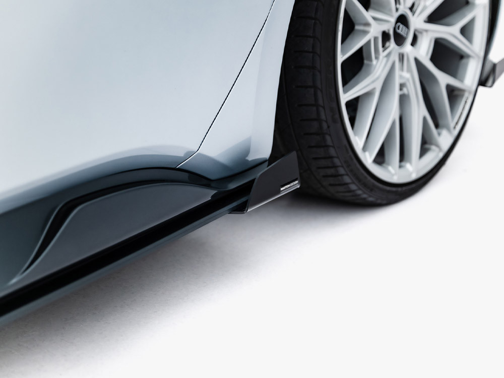 Maxton Side Flaps Cupra Born Mk1
