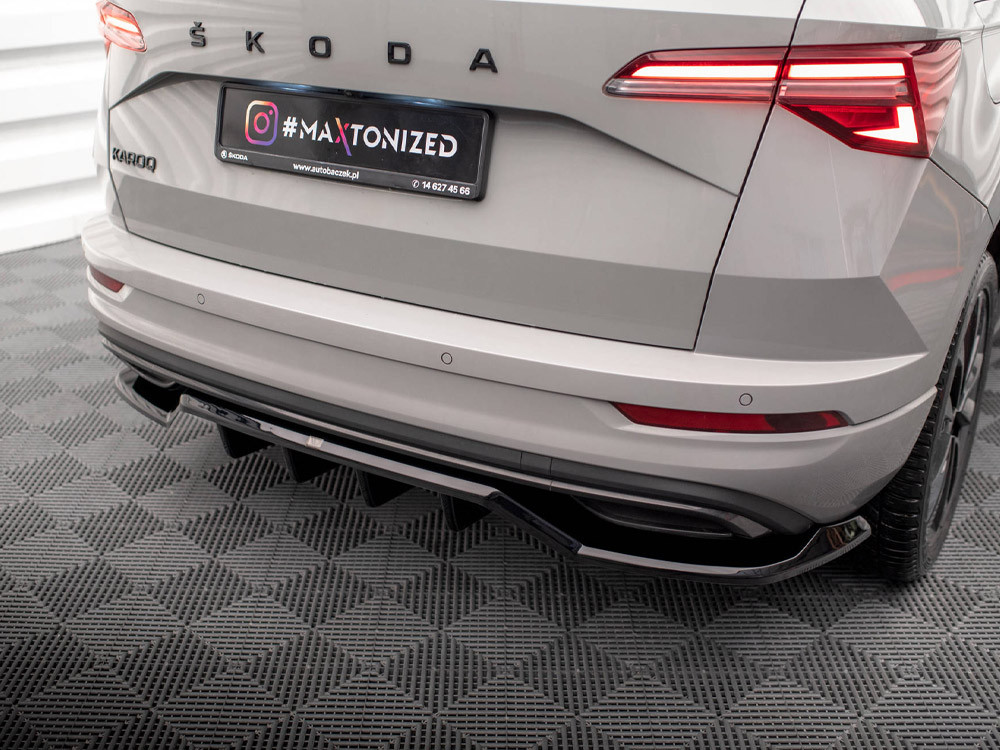 Maxton Rear Splitter (Vertical Bars) Skoda Karoq Sportline Mk1 Facelift - Carbon Look