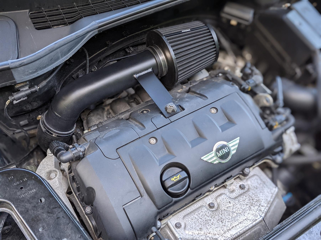 Ramair Performance Pleated Induction Kit Cold Air Intake to fit the Mini 1.6 Non-Turbo 2006-2016