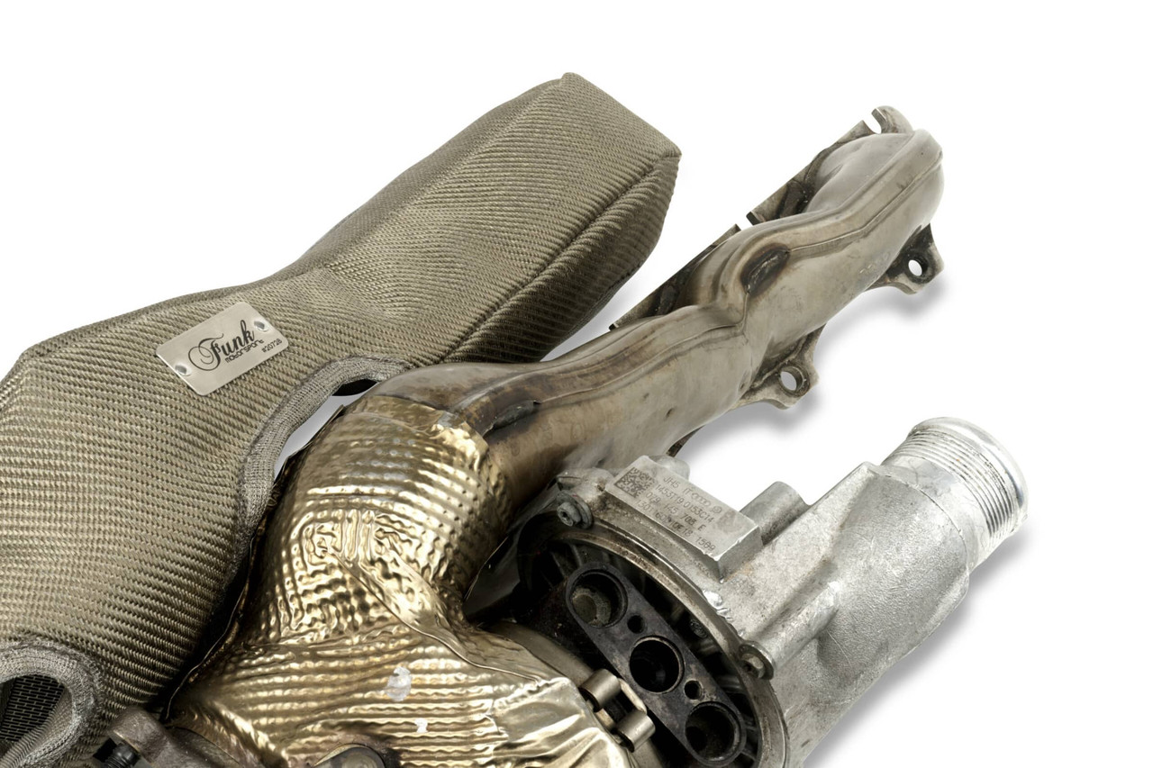 Audi A8 (D4) 4.0 V8 Turbo Blankets - Carbon Fibre