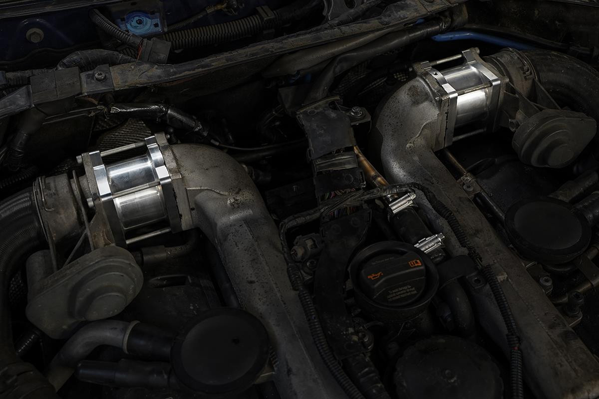 Darkside 5.0 V10 TDI Phaeton / Touareg EGR & Cooler Delete Kit