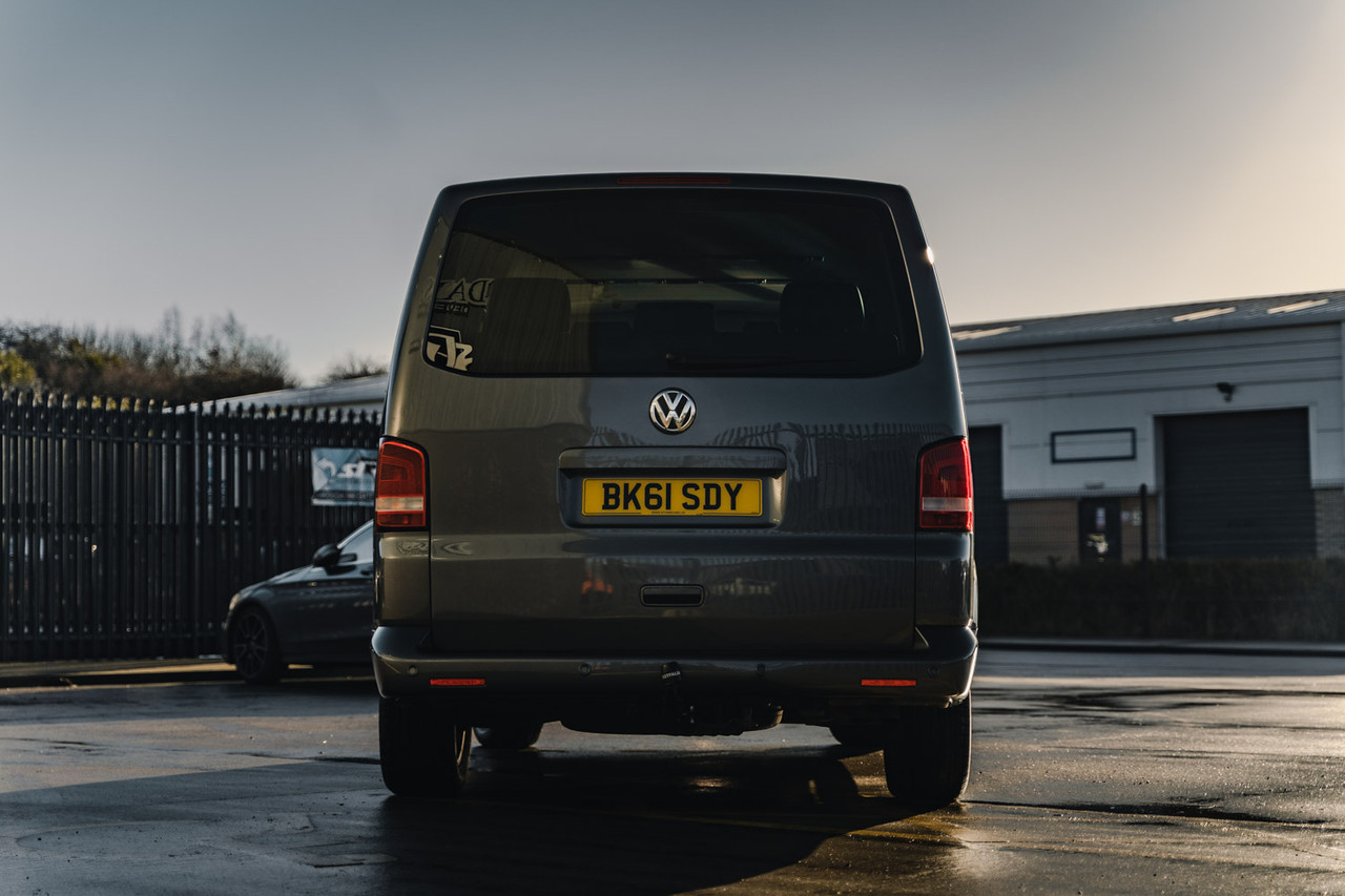 Volkswagen Transporter Caravelle T5.1 T30 Executive SWB BiTDi DSG