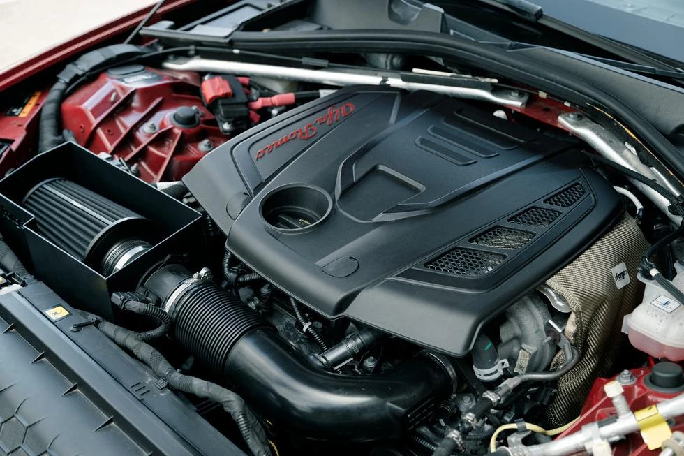 Forge Motorsport Induction kit for Alfa Romeo Giulia & Stelvio 2.0 TB