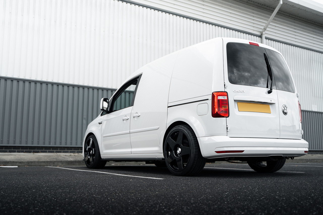 2019 Volkswagen Caddy 2.0 TDI 5 Speed Manual 2019 Volkswagen Caddy 2.0 TDI 5 Speed Manual